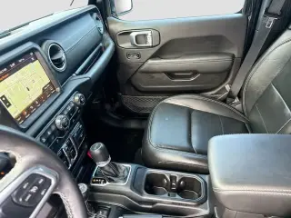 Jeep Wrangler 2023 4x4 High Altitude 4xe 4 puertas SUV