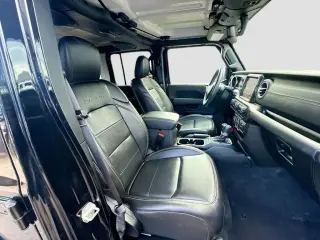 Jeep Wrangler 2023 4x4 High Altitude 4xe 4 puertas SUV