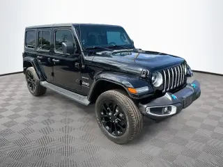 Jeep Wrangler 2023 4x4 High Altitude 4xe 4 puertas SUV