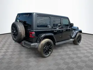 Jeep Wrangler 2023 4x4 High Altitude 4xe 4 puertas SUV