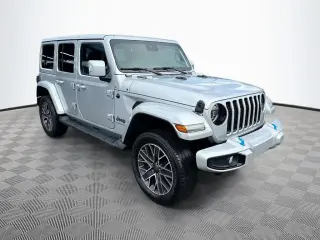 Jeep Wrangler 2023 4x4 Sahara 4xe 4 puertas SUV
