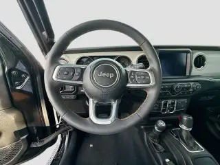 Jeep Wrangler 2023 4x4 High Altitude 4xe 4 puertas SUV