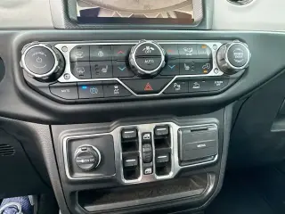 Jeep Wrangler 2023 4x4 High Altitude 4xe 4 puertas SUV