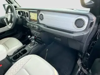 Jeep Wrangler 2023 4x4 High Altitude 4xe 4 puertas SUV