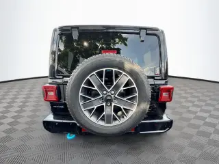 Jeep Wrangler 2023 4x4 High Altitude 4xe 4 puertas SUV