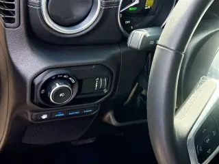 Jeep Wrangler 2023 4x4 Sahara 4xe 4 puertas SUV