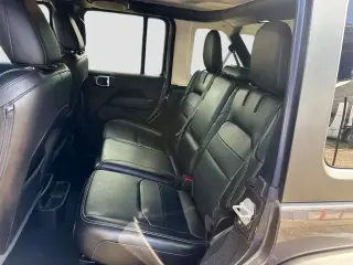 Jeep Wrangler 2023 4x4 Sahara 4xe 4 puertas SUV