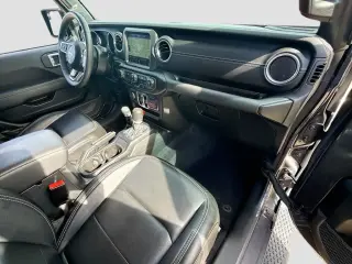 Jeep Wrangler 2023 4x4 Sahara 4xe 4 puertas SUV