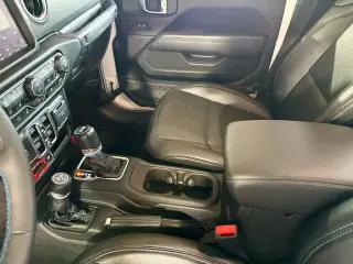 Jeep Wrangler 2023 4x4 Rubicon 4xe 4 puertas SUV