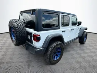 Jeep Wrangler 2023 4x4 Rubicon 4xe Edición 20 Aniversario 4 puertas SUV