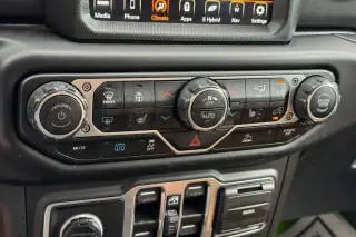 Jeep Wrangler 2023 4x4 Rubicon 4xe 4 puertas SUV