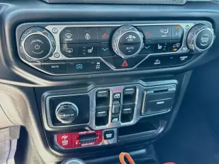 Jeep Wrangler Unlimited 2022 4x4 Rubicon 4xe 4 puertas SUV
