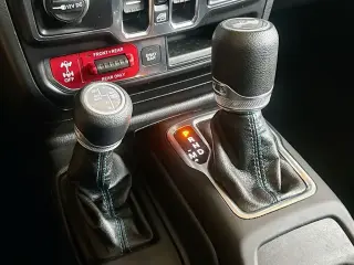 Jeep Wrangler 2023 4x4 Rubicon 4xe Edición 20 Aniversario 4 puertas SUV
