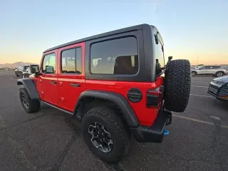 Jeep Wrangler 2023 4x4 Rubicon 4xe 4 puertas SUV