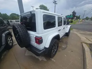 Jeep Wrangler 2023 4x4 Rubicon 4xe 4 puertas SUV