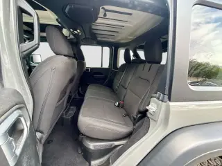 Jeep Wrangler 2023 4x4 Rubicon 4xe 4 puertas SUV