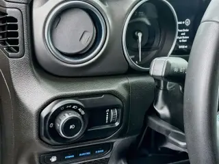 Jeep Wrangler 2023 4x4 Rubicon 4xe Edición 20 Aniversario 4 puertas SUV