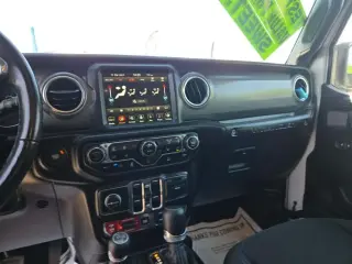 Jeep Wrangler 2023 4x4 Rubicon 4xe 4 puertas SUV