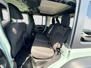 Jeep Wrangler 2023 4x4 Rubicon 4xe Edición 20 Aniversario 4 puertas SUV