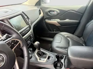 Jeep Cherokee 2018 4x4 Limited 4 puertas SUV