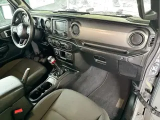 Jeep Gladiator 2021 4x4 Sport 4 puertas Crew Cab 5.0 pies SB