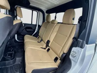 Jeep Gladiator 2023 4x4 Willys Sport 4 puertas Crew Cab 5.0 pies SB