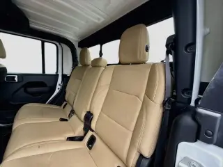 Jeep Gladiator 2023 4x4 Willys Sport 4 puertas Crew Cab 5.0 pies SB