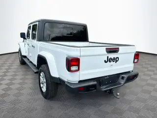 Jeep Gladiator 2023 4x4 Willys Sport 4 puertas Crew Cab 5.0 pies SB