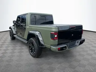 Jeep Gladiator 2021 4x4 Overland 4 puertas Crew Cab 5.0 pies. SB