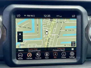 Jeep Gladiator 2023 4x4 Overland 4 puertas Cabina Crew 5.0 pies. SB