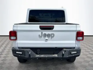 Jeep Gladiator 2023 4x4 Overland 4 puertas Cabina Crew 5.0 pies. SB
