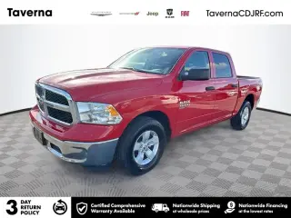 Ram 1500 Classic 2022 4x2 SLT Cabina Doble 4 puertas 5.5 pies Caja Corta Pickup