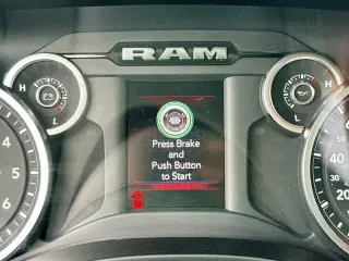 Ram 1500 2025 4x2 Big Horn Cabina Crew de 4 puertas, caja de 5.6 pies