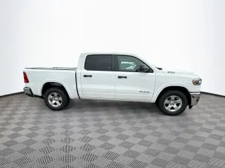 Ram 1500 2025 4x2 Big Horn Cabina Crew de 4 puertas, caja de 5.6 pies
