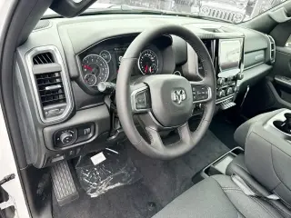 Ram 1500 2025 4x2 Big Horn Cabina Crew de 4 puertas, caja de 5.6 pies