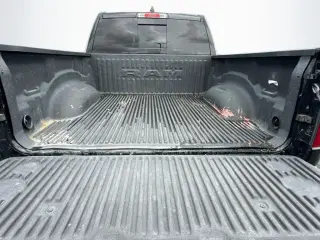 Ram 1500 2022 4x2 Big Horn Cabina de tripulación de 4 puertas y caja de 5.6 pies