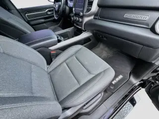 Ram 1500 2022 4x2 Big Horn Cabina de tripulación de 4 puertas y caja de 5.6 pies