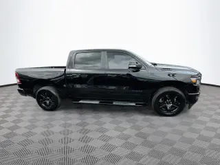 Ram 1500 2022 4x2 Big Horn Cabina de tripulación de 4 puertas y caja de 5.6 pies