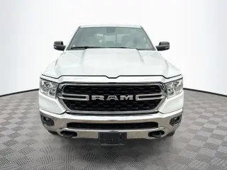 Ram 1500 2023 4x4 Big Horn Cabina Crew 4 puertas 5.6 pies. Pickup SB