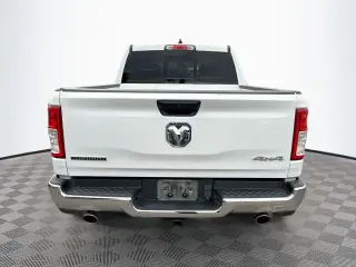 Ram 1500 2023 4x4 Big Horn Cabina Crew 4 puertas 5.6 pies. Pickup SB