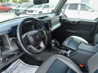 Ford Bronco 2023 4x4 Outer Banks 4 puertas SUV