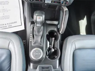 Ford Bronco 2023 4x4 Outer Banks 4 puertas SUV