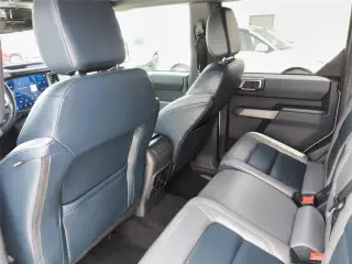 Ford Bronco 2023 4x4 Outer Banks 4 puertas SUV