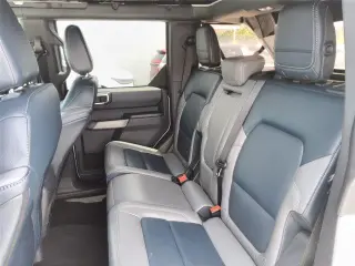 Ford Bronco 2023 4x4 Outer Banks 4 puertas SUV