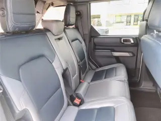 Ford Bronco 2023 4x4 Outer Banks 4 puertas SUV