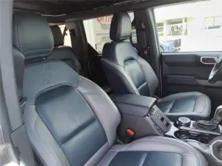 Ford Bronco 2023 4x4 Outer Banks 4 puertas SUV