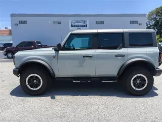 Ford Bronco 2023 4x4 Outer Banks Advanced 4 puertas SUV