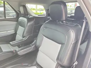 Ford Explorer 2022 XLT 4 puertas SUV