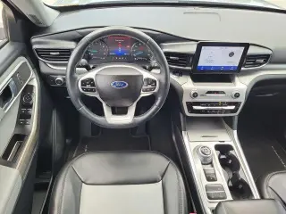 Ford Explorer 2022 XLT 4 puertas SUV