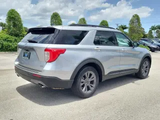 Ford Explorer 2022 XLT 4 puertas SUV